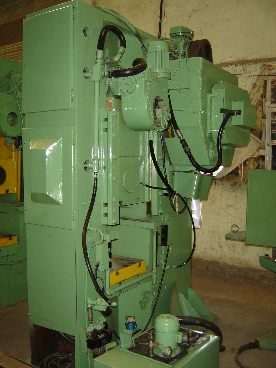 Presses All Types , Sheet Metal presses, Brakes,Hydraulic,Mechanical (Cnc & Conventional)Kb